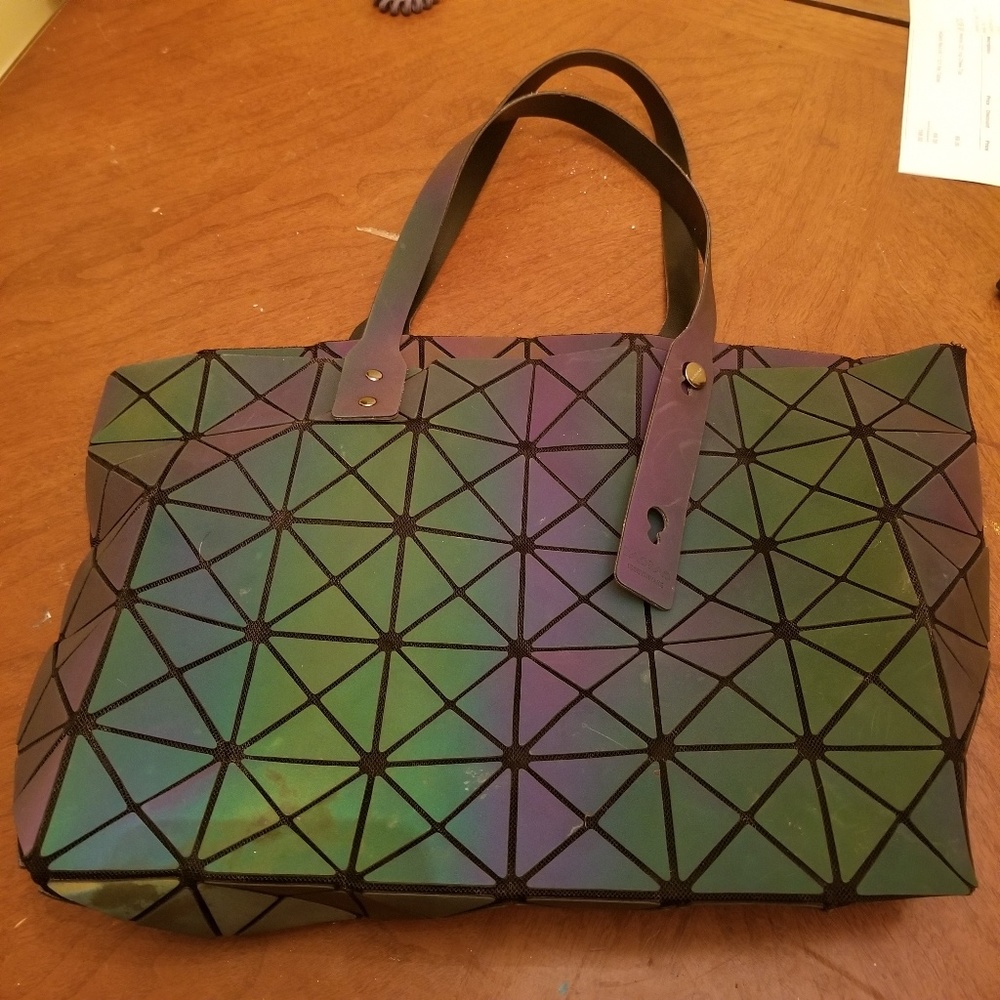 Rainbow geometric tote